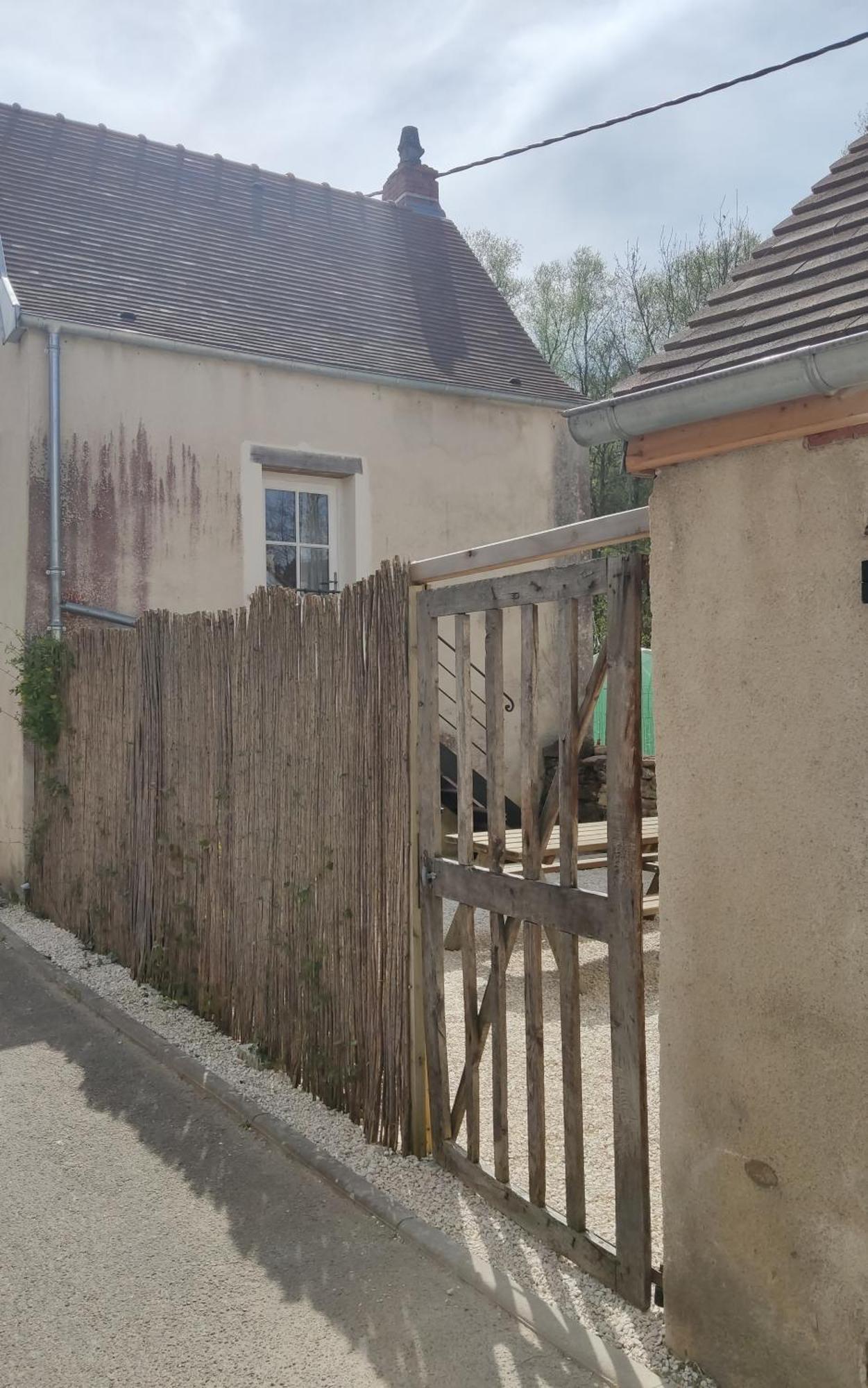 La maisonette du bateau lavoir Semur-en-Auxois Extérieur photo
